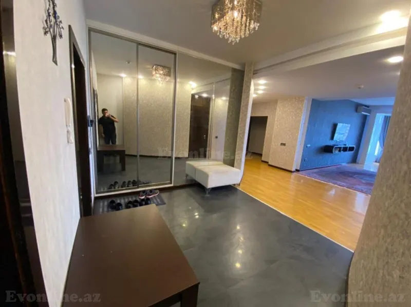 Kirayə verilir 4 otaqlı Mənzil Yeni tikili 180 m² Xətai r. - şəkil 16