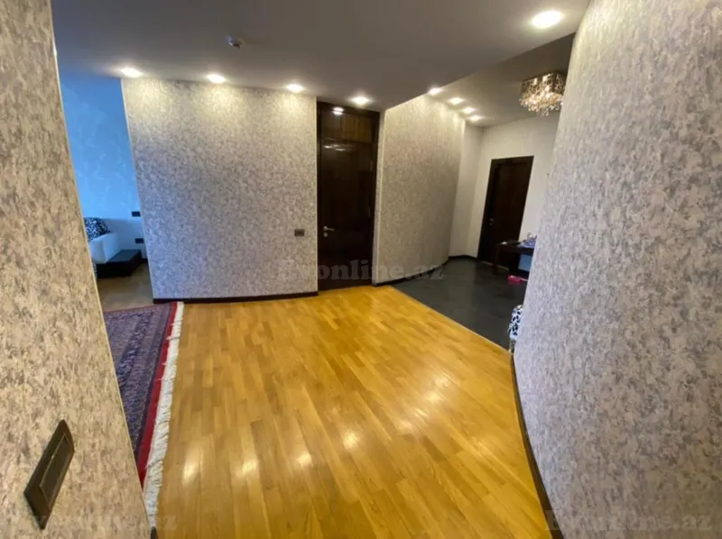 Kirayə verilir 4 otaqlı Mənzil Yeni tikili 180 m² Xətai r. - şəkil 17