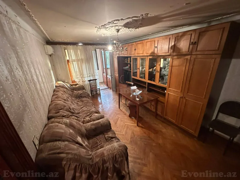 Kirayə verilir 3 otaqlı Mənzil Köhnə tikili 60 m² 8-ci mikrorayon