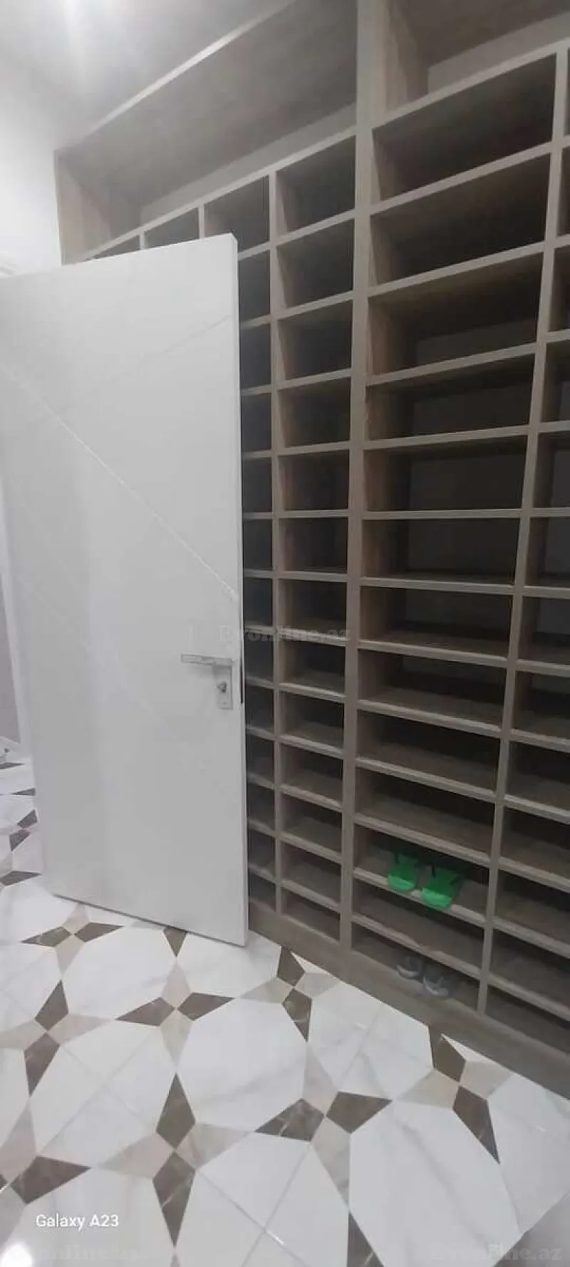 Satılır 4 otaqlı Mənzil Köhnə tikili 140 m² Bayıl - şəkil 4