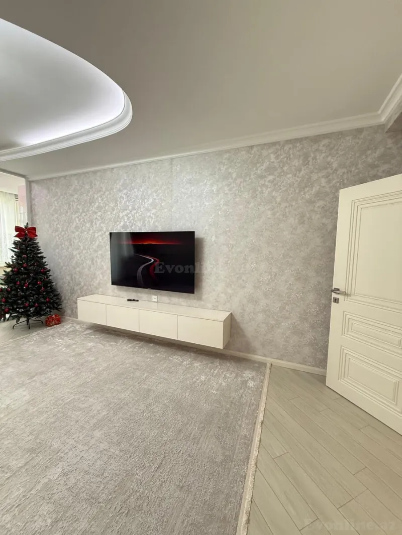 Satılır 3 otaqlı Mənzil Yeni tikili 100 m² 8-ci mikrorayon - şəkil 2