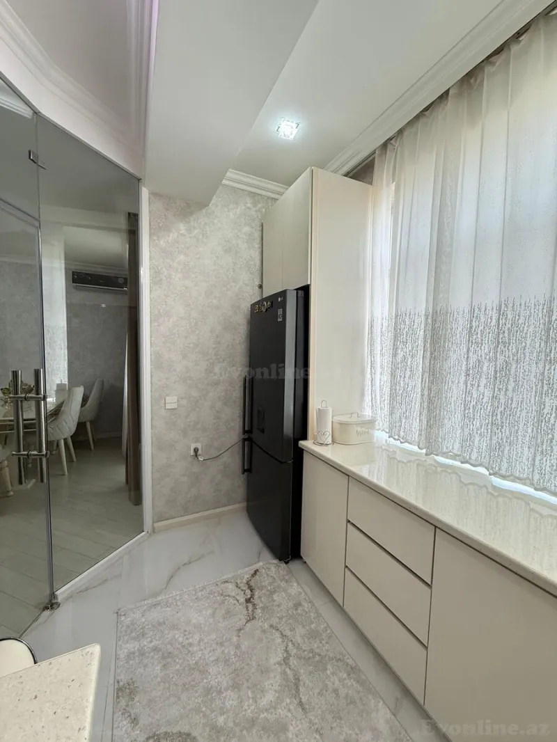 Satılır 3 otaqlı Mənzil Yeni tikili 100 m² 8-ci mikrorayon - şəkil 6