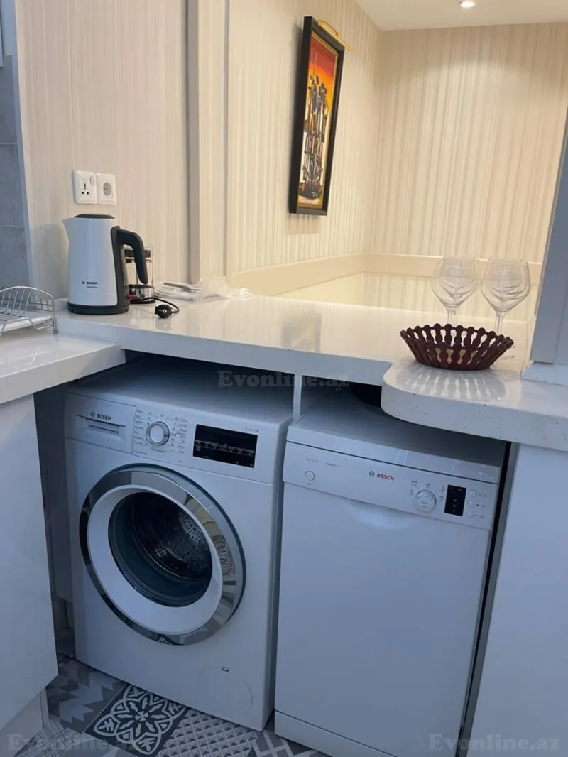Kirayə verilir 3 otaqlı Mənzil Yeni tikili 80 m² Səbail r. - şəkil 14