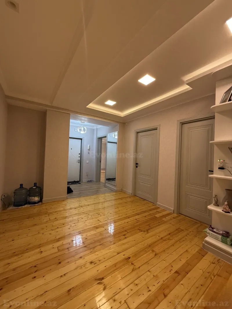 Satılır 4 otaqlı Mənzil Yeni tikili 120 m² Xalqlar Dostluğu m. - şəkil 13