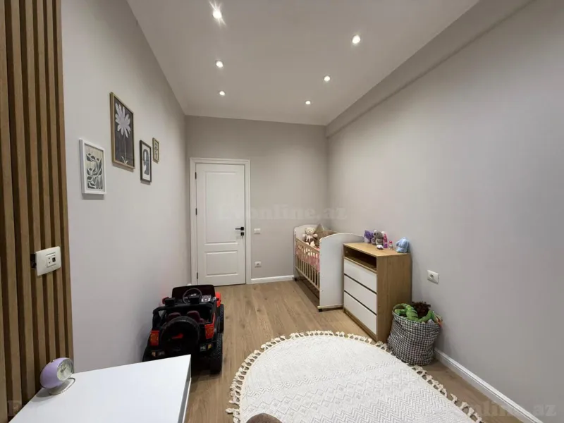 Satılır 3 otaqlı Mənzil Yeni tikili 95 m² Memar Əcəmi m. - şəkil 5