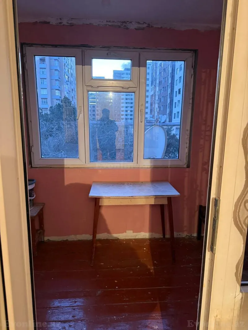 Kirayə verilir 2 otaqlı Mənzil Köhnə tikili 55 m² Neftçilər m. - şəkil 9