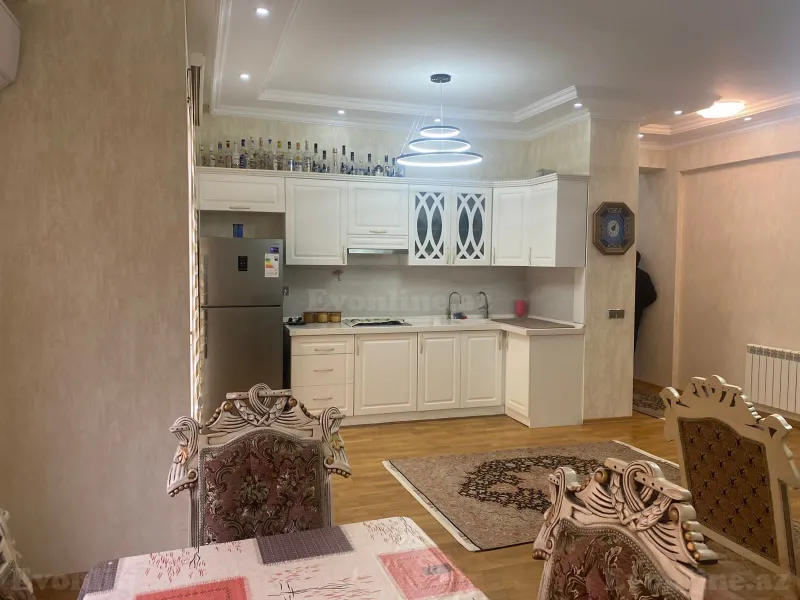 Kirayə verilir 2 otaqlı Mənzil Yeni tikili 78 m² Azadlıq prospekti m. - şəkil 15
