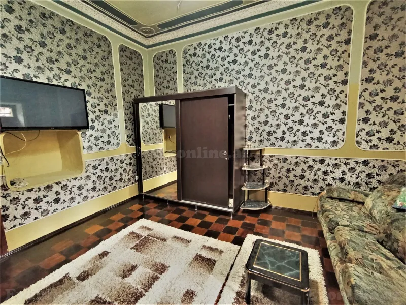 Satılır 2 otaqlı Mənzil Köhnə tikili 60 m² Nəsimi r. - şəkil 4