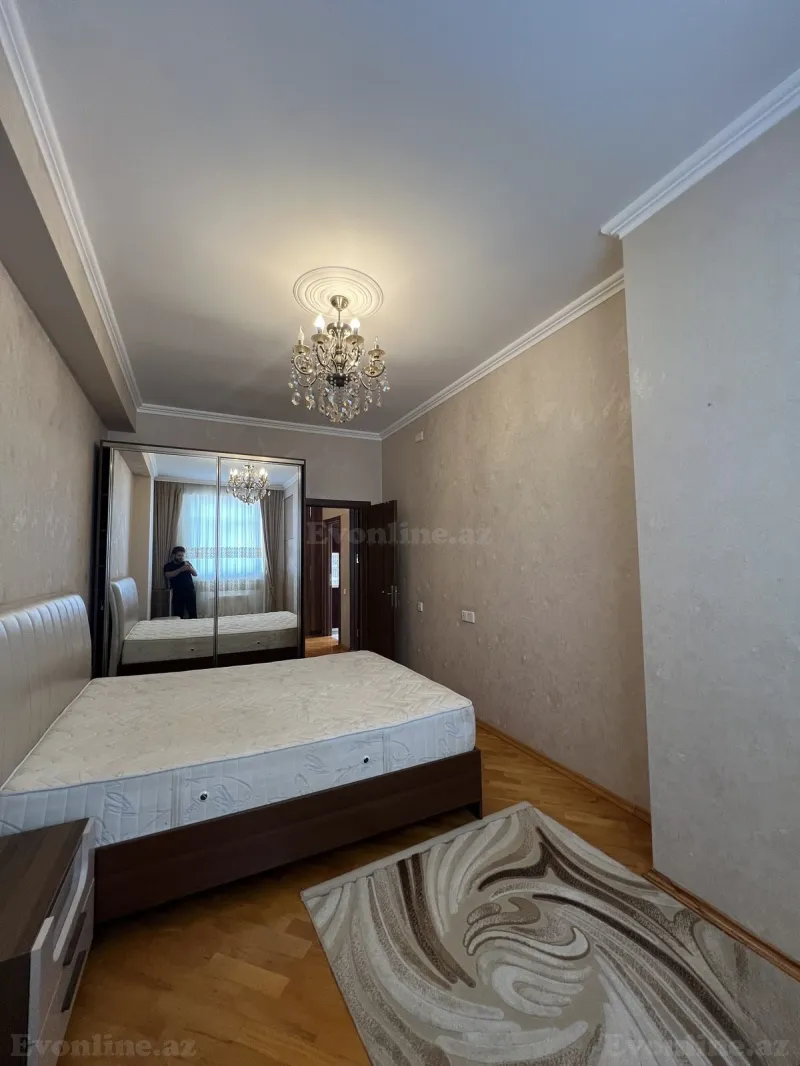Satılır 2 otaqlı Mənzil Yeni tikili 86 m² İnşaatçılar m. - şəkil 5