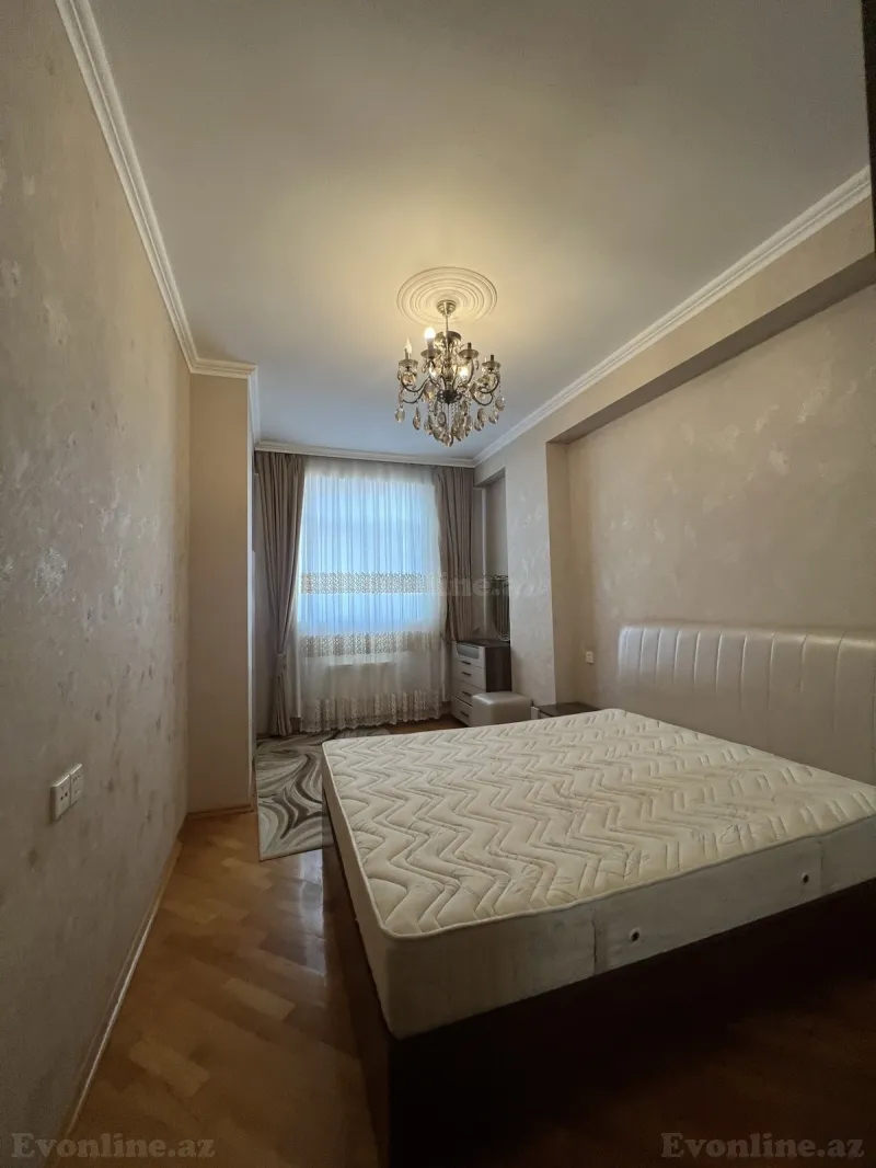 Satılır 2 otaqlı Mənzil Yeni tikili 86 m² İnşaatçılar m. - şəkil 6
