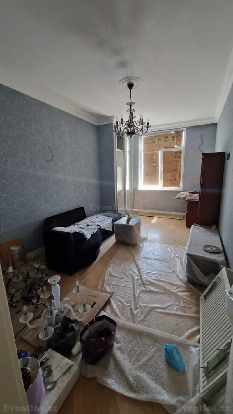 Satılır 4 otaqlı Mənzil Yeni tikili 200 m² Nizami m. - şəkil 2