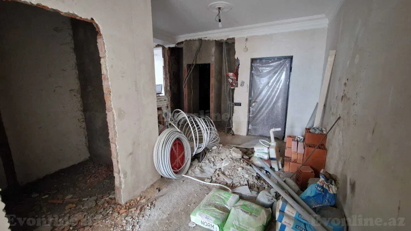 Satılır 4 otaqlı Mənzil Yeni tikili 200 m² Nizami m. - şəkil 4