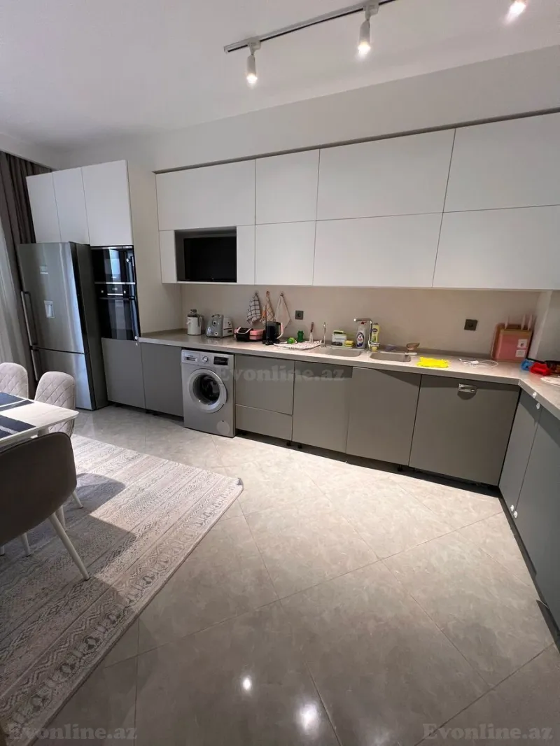 Satılır 4 otaqlı Mənzil Yeni tikili 195 m² Nizami m. - şəkil 2