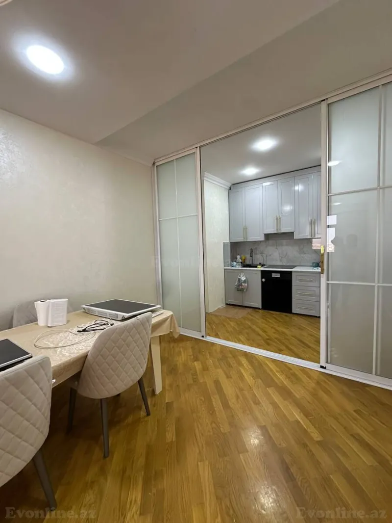 Satılır 3 otaqlı Mənzil Yeni tikili 102 m² İnşaatçılar m. - şəkil 5
