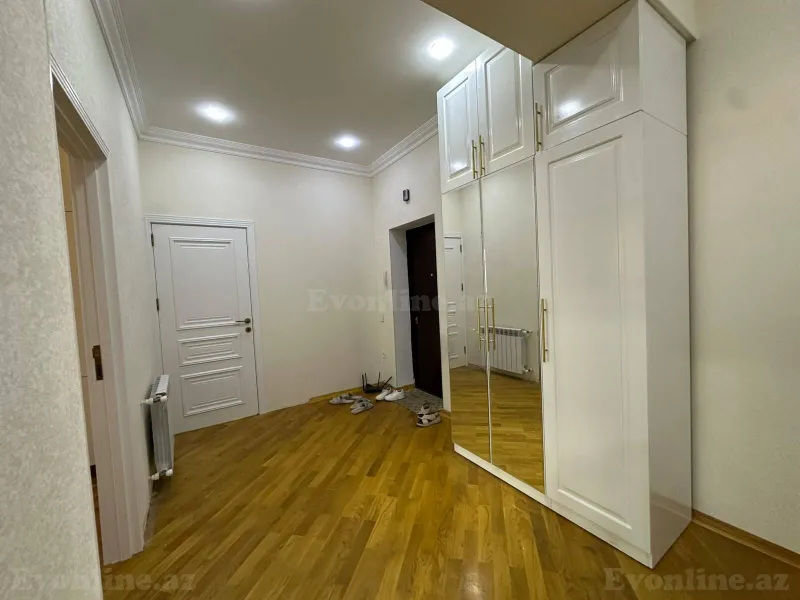 Satılır 3 otaqlı Mənzil Yeni tikili 102 m² İnşaatçılar m. - şəkil 8