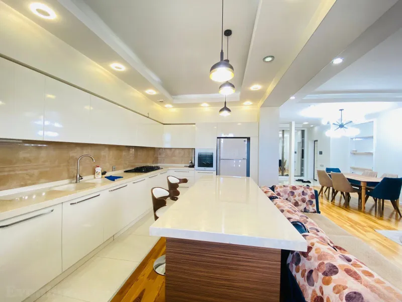 Kirayə verilir 3 otaqlı Mənzil Yeni tikili 160 m² Badamdar - şəkil 7