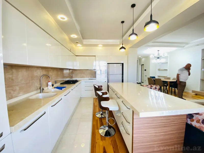 Kirayə verilir 3 otaqlı Mənzil Yeni tikili 160 m² Badamdar - şəkil 10