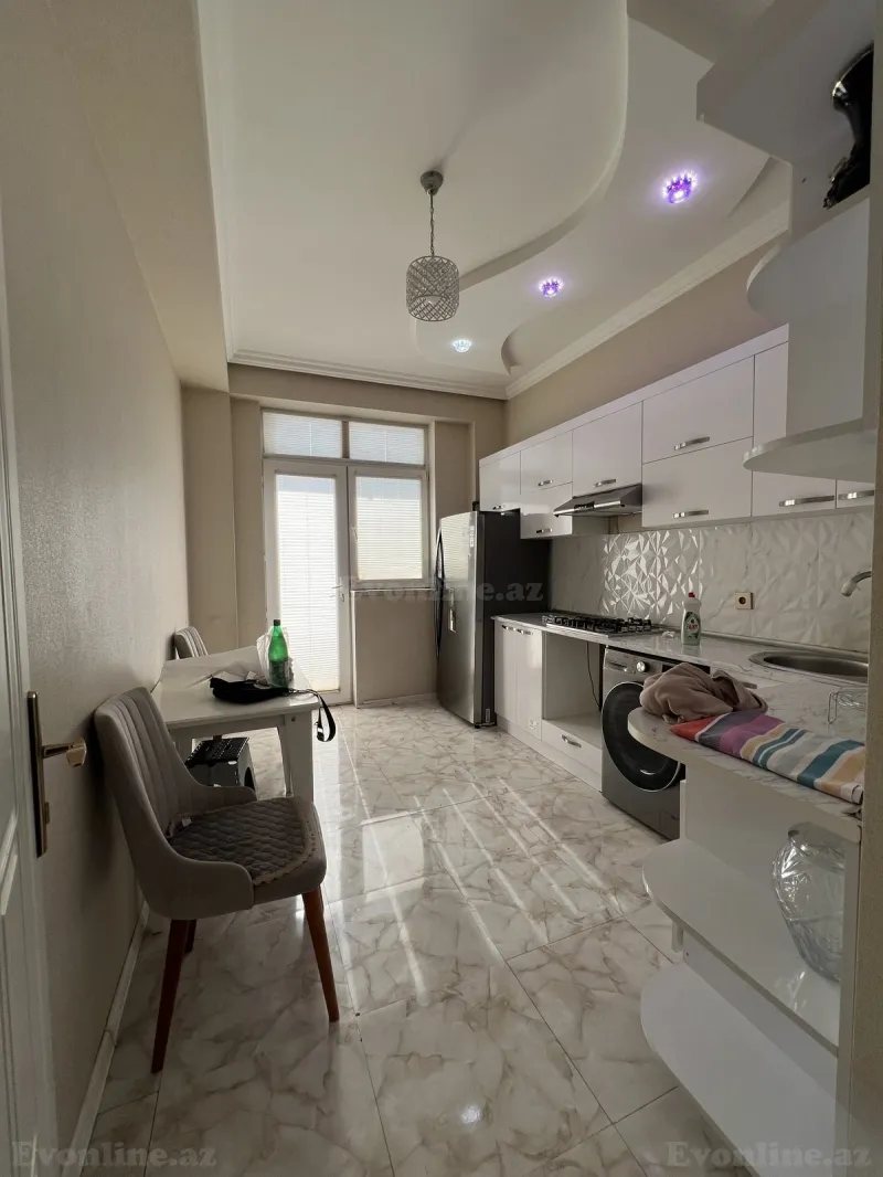 Satılır 3 otaqlı Mənzil Yeni tikili 75 m² İnşaatçılar m. - şəkil 5