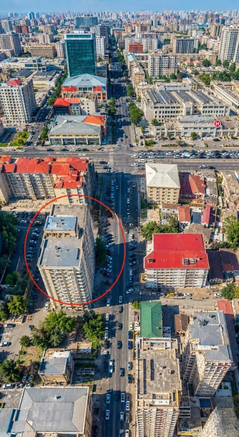 Satılır 2 otaqlı Mənzil Yeni tikili 83 m² 8 Noyabr m. - şəkil 2
