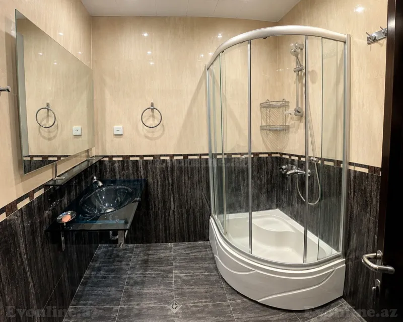 Satılır 2 otaqlı Mənzil Yeni tikili 83 m² 8 Noyabr m. - şəkil 6