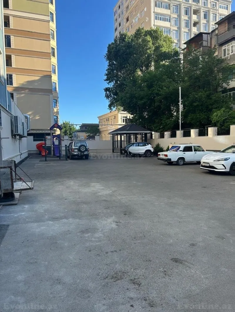 Satılır 2 otaqlı Mənzil Yeni tikili 110 m² 20 Yanvar m. - şəkil 9