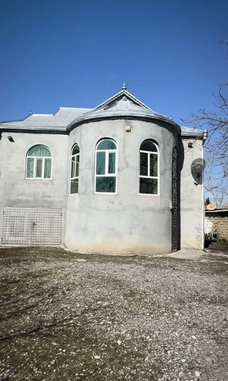 Satılır 7 otaqlı Həyət evi 250 m² Bərdə
