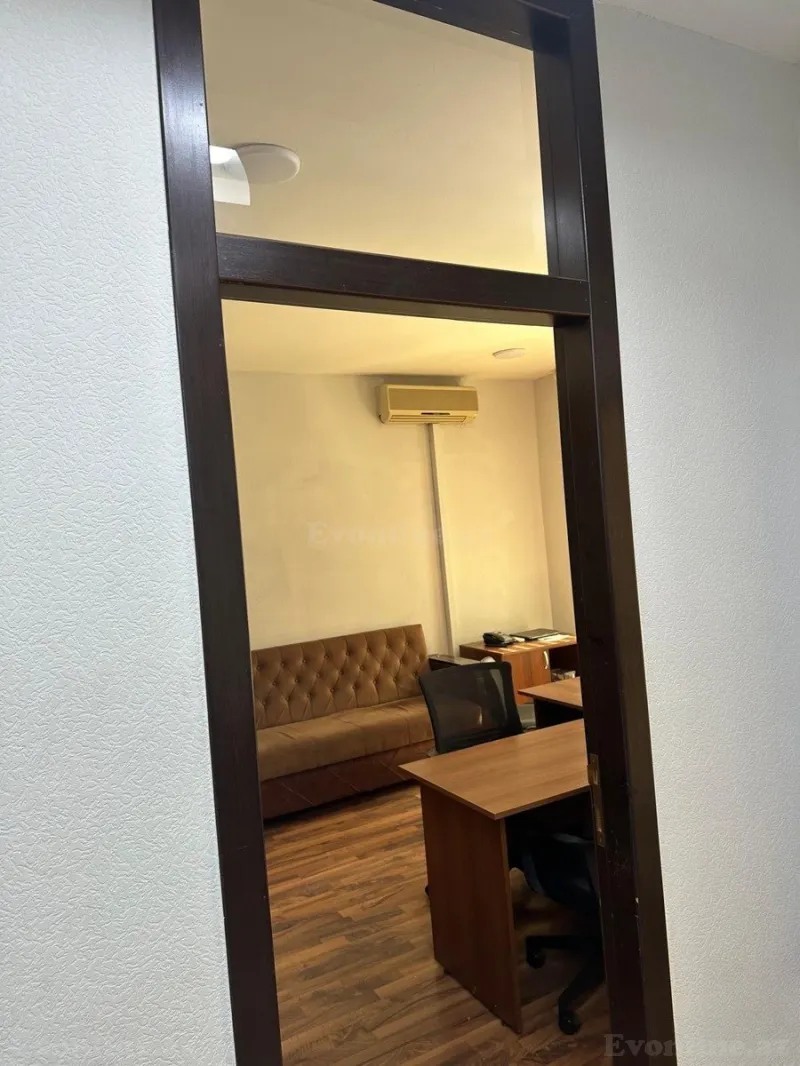 Kirayə verilir Ofis 85 m² Gənclik m. - şəkil 8