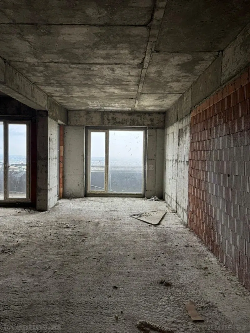 Satılır 2 otaqlı Mənzil Yeni tikili 80 m² Avtovağzal m. - şəkil 3