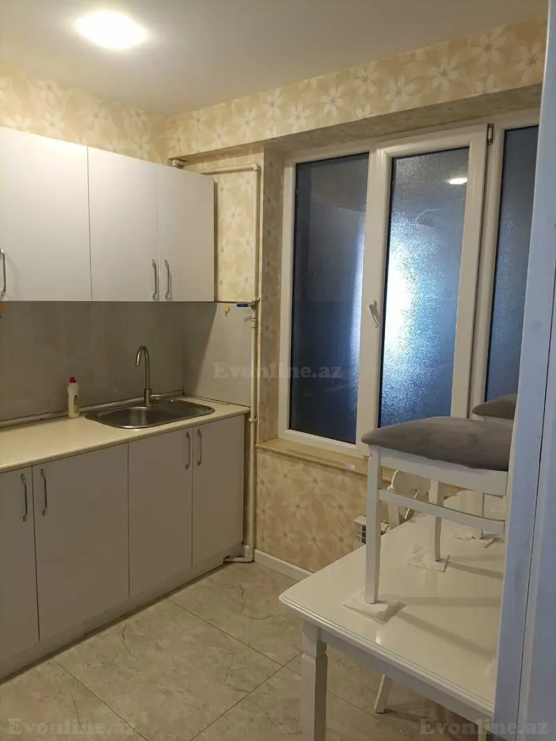 Kirayə verilir 3 otaqlı Mənzil Köhnə tikili 60 m² İnşaatçılar m. - şəkil 5