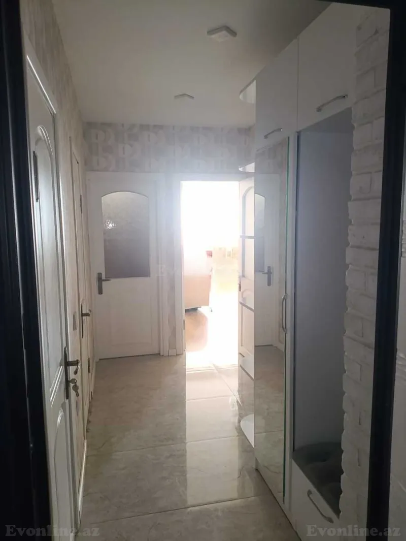 Kirayə verilir 3 otaqlı Mənzil Köhnə tikili 60 m² İnşaatçılar m. - şəkil 10