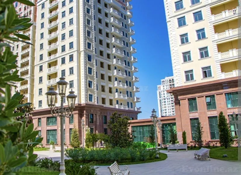3 otaqlı Mənzil 130 m² Elmlər Akademiyası m. Satılır