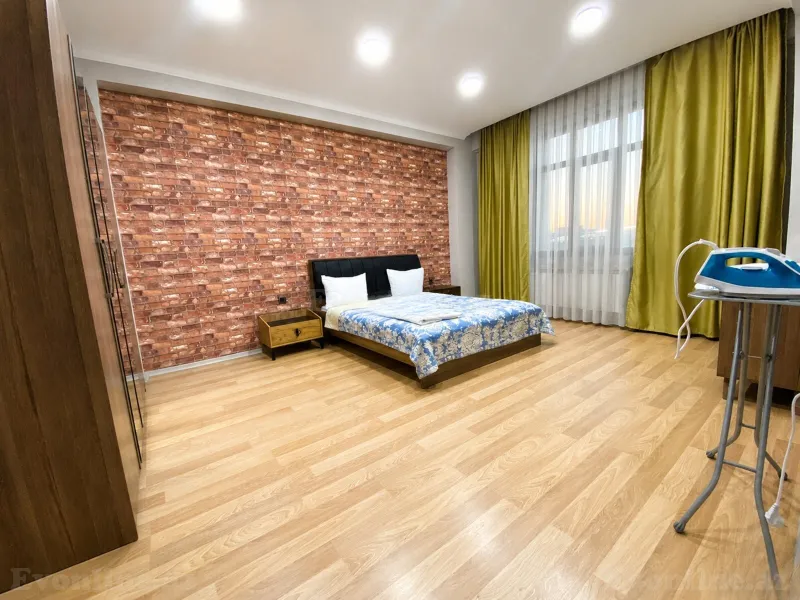 Satılır 3 otaqlı Mənzil Yeni tikili 110 m² Gənclik m. - şəkil 3