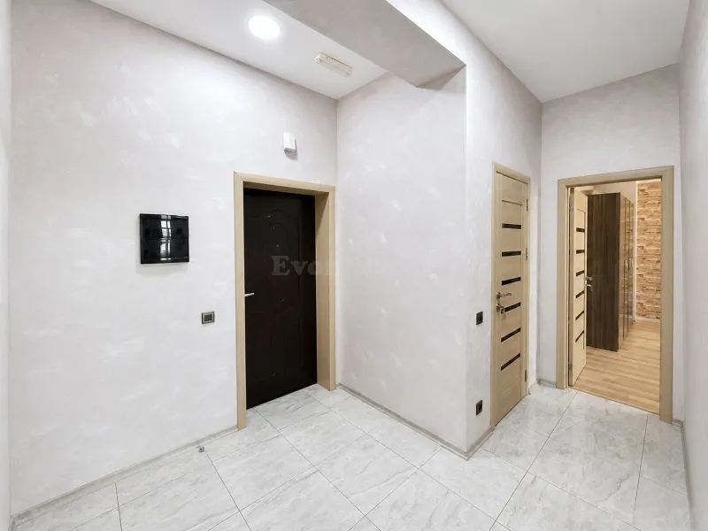 Satılır 3 otaqlı Mənzil Yeni tikili 110 m² Gənclik m. - şəkil 5