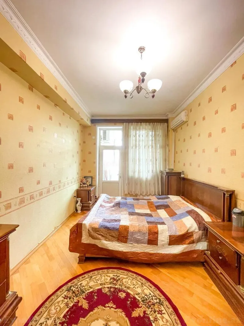 Satılır 3 otaqlı Mənzil Yeni tikili 160 m² Nizami m. - şəkil 3