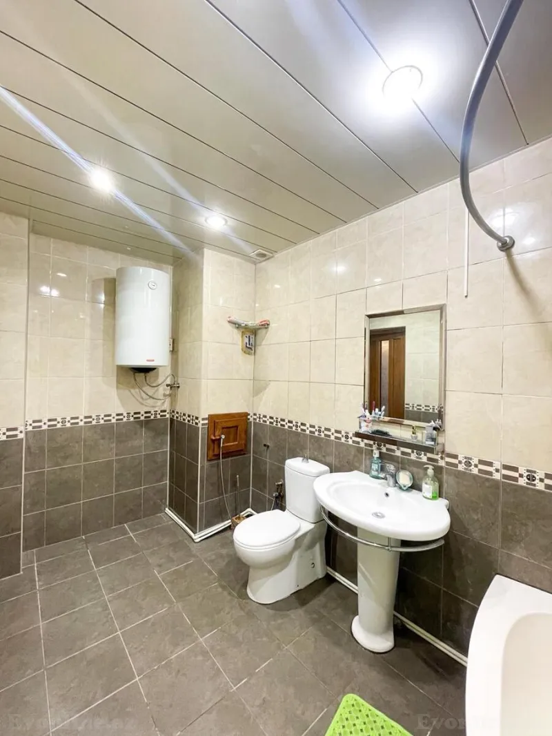 Satılır 3 otaqlı Mənzil Yeni tikili 160 m² Nizami m. - şəkil 10