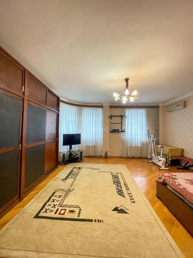 Satılır 3 otaqlı Mənzil Yeni tikili 160 m² Nizami m. - şəkil 15