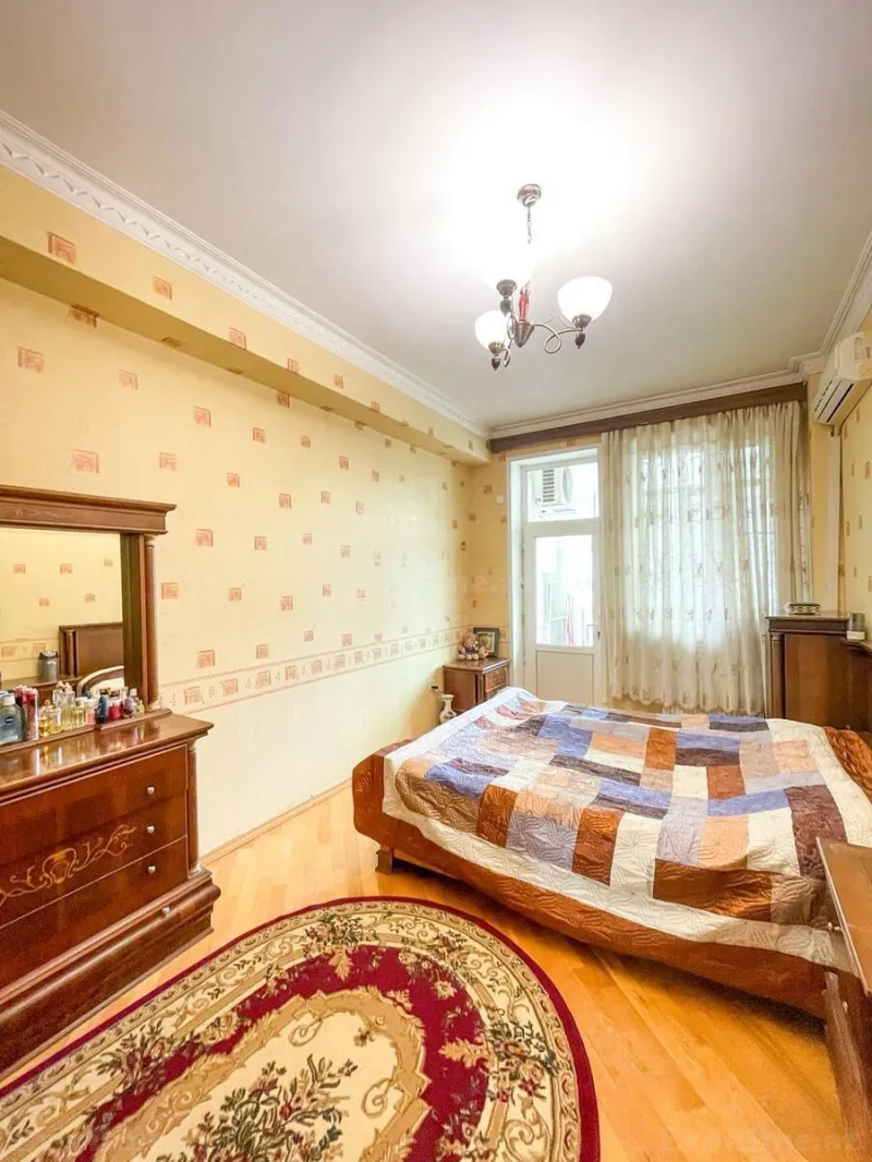 Satılır 3 otaqlı Mənzil Yeni tikili 160 m² Nizami m. - şəkil 18