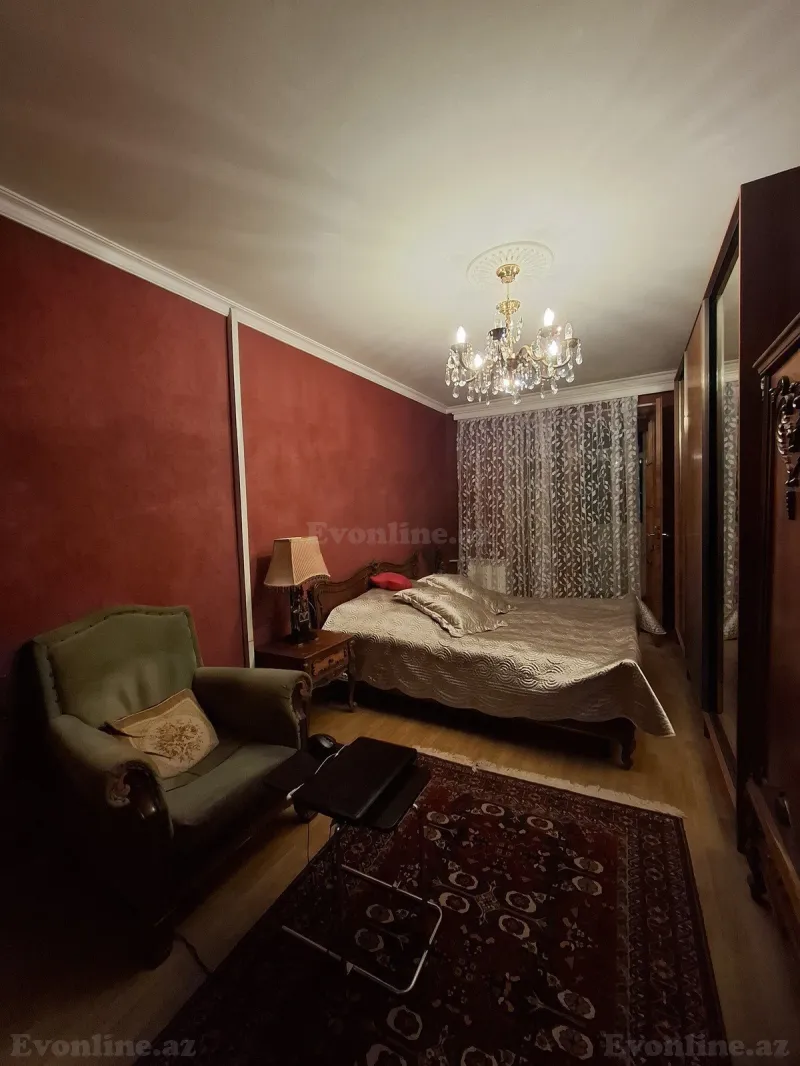 Satılır 3 otaqlı Mənzil Köhnə tikili 120 m² Memar Əcəmi m. - şəkil 5