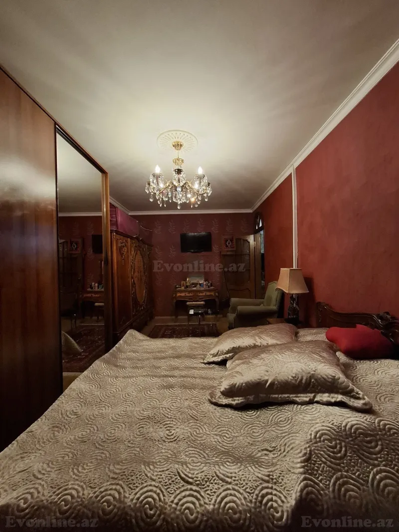 Satılır 3 otaqlı Mənzil Köhnə tikili 120 m² Memar Əcəmi m. - şəkil 6