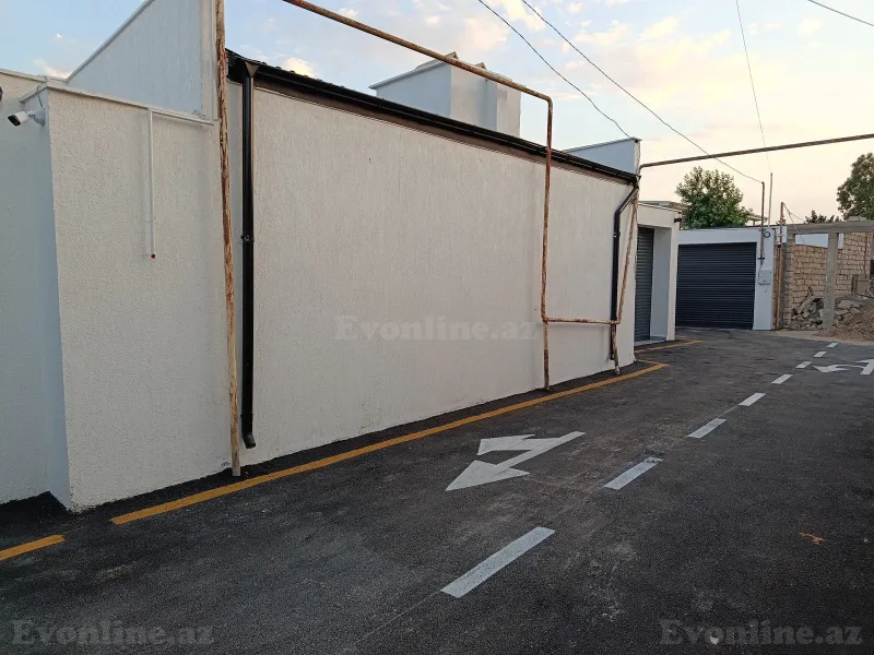 4 otaqlı Həyət evi 130 m² Şüvəlan Kirayə verilir