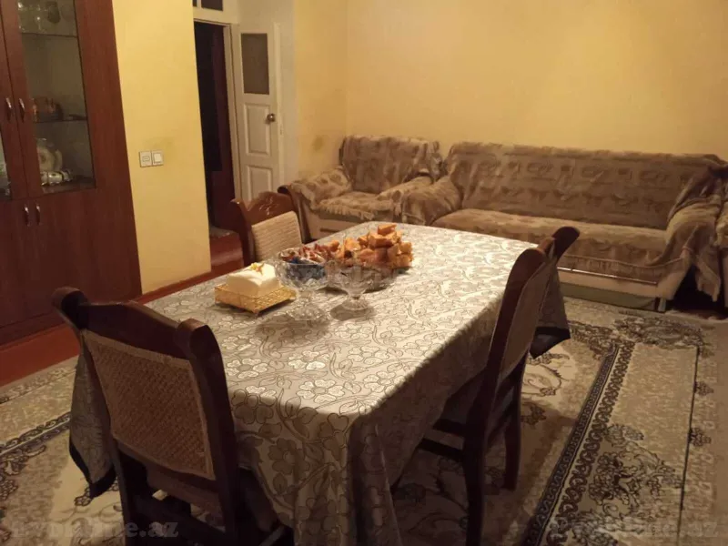 5 otaqlı Həyət evi 100 m² Bayıl Satılır