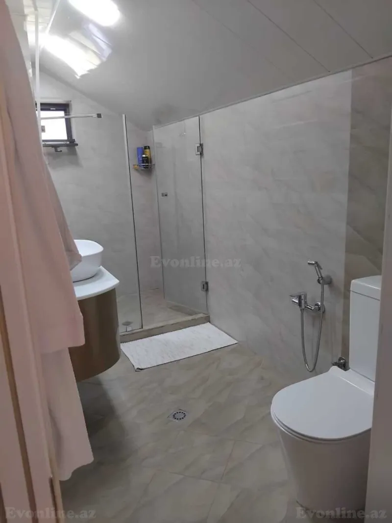 Kirayə verilir 4 otaqlı Həyət evi 90 m² Qax - şəkil 28