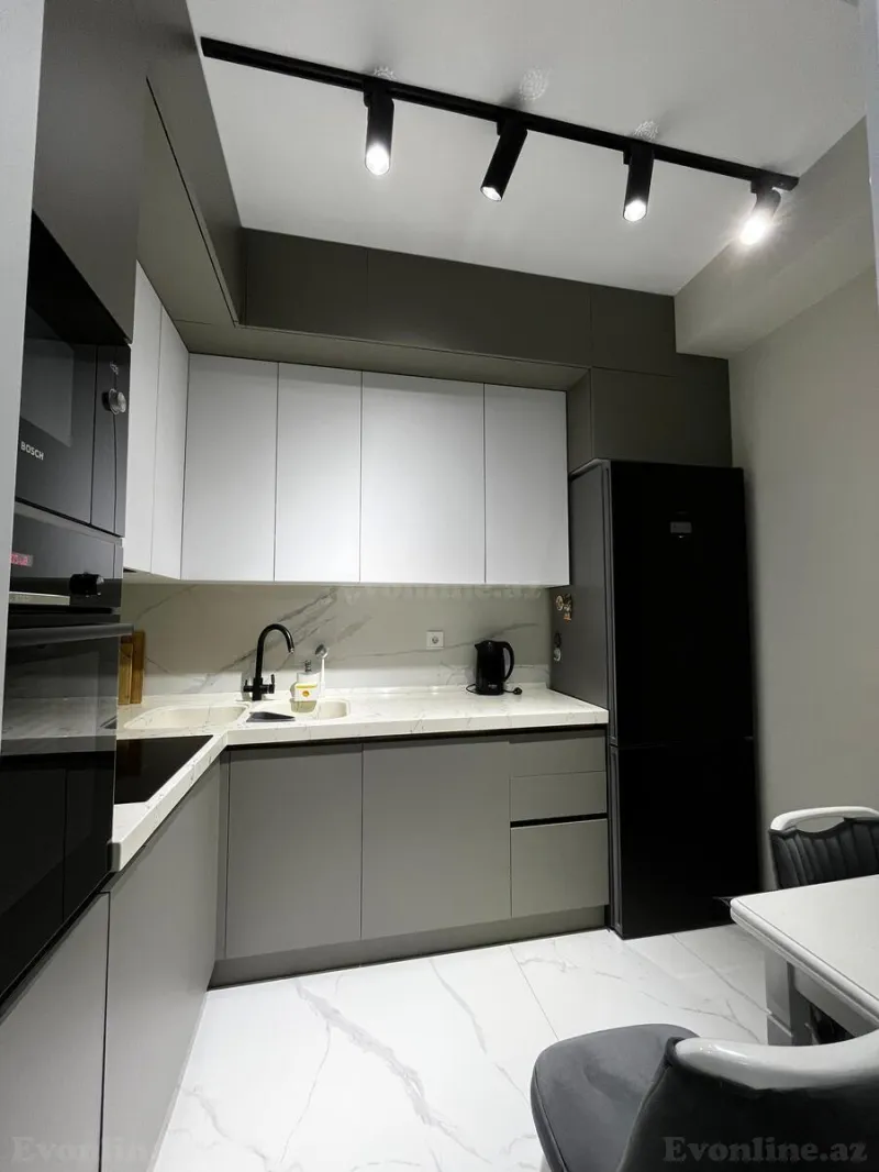 Satılır 2 otaqlı Mənzil Yeni tikili 60 m² Memar Əcəmi m. - şəkil 8
