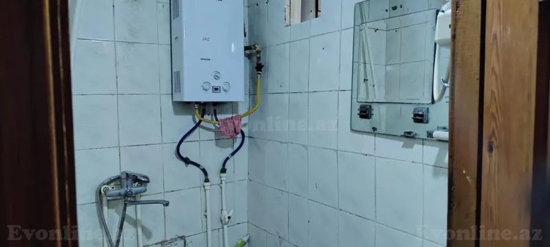 Satılır 2 otaqlı Mənzil Köhnə tikili 55 m² Bakıxanov - şəkil 4