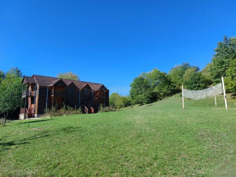 Satılır Obyekt 16000 m² Quba