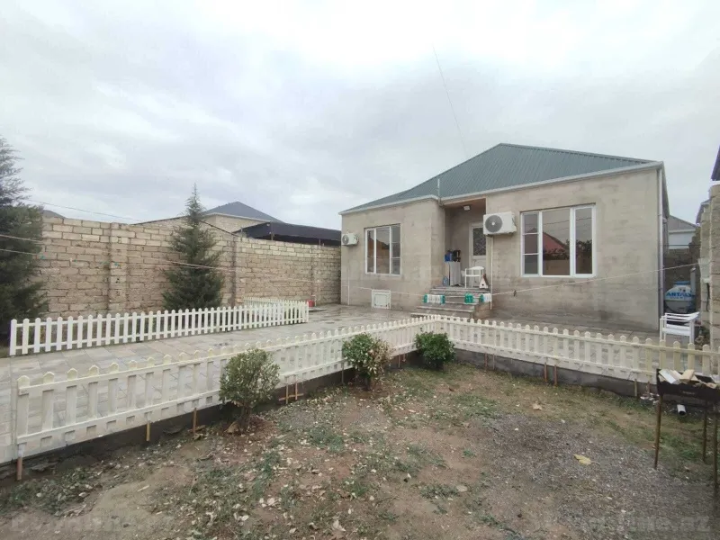 3 otaqlı Həyət evi 100 m² Binə Satılır