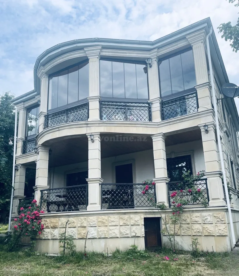 Kirayə verilir 4 otaqlı Həyət evi 150 m² Oğuz