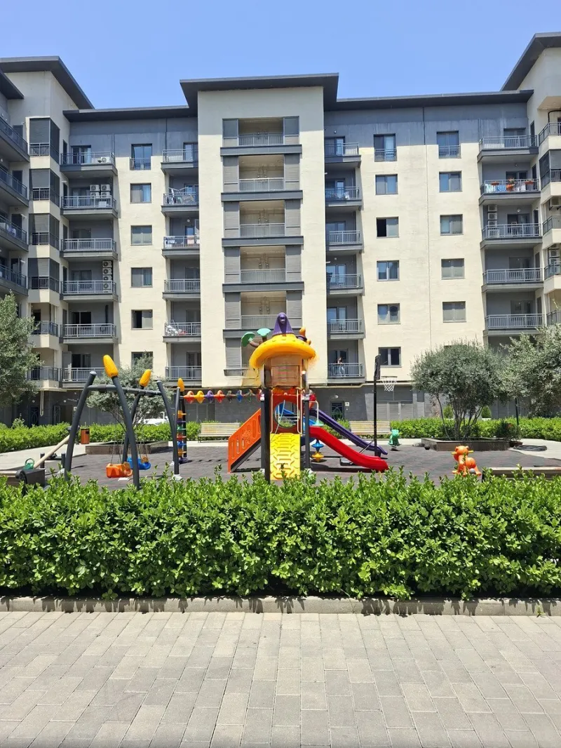 1 otaqlı Mənzil 73 m² Ağ şəhər Satılır