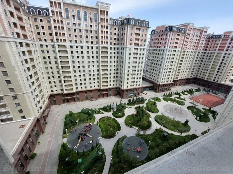 2 otaqlı Mənzil 70 m² Elmlər Akademiyası m. Kirayə verilir