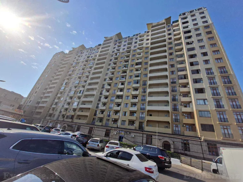 3 otaqlı Mənzil 76 m² Azadlıq prospekti m. Satılır